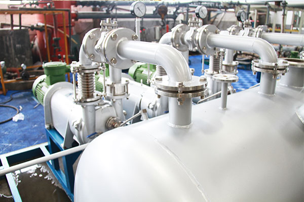 新安江工業(yè)泵為您提示，羅茨真空機組選型應該注意什么？