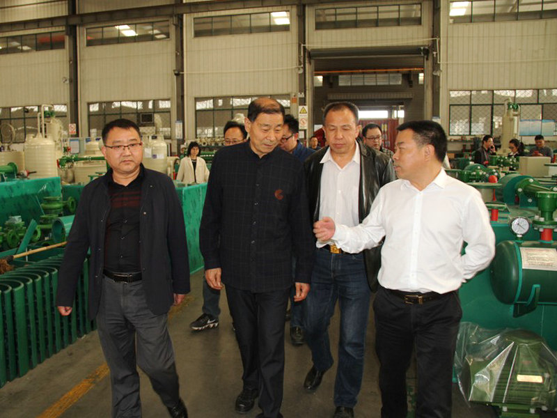 市常務副市長俞偉等市領導一行來公司走訪調研~杭州新安江工業(yè)泵有限公司